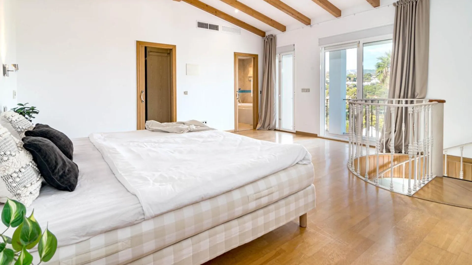Grr - Elegant Villa With Exclusive Private Pool Μαρμπέλλα