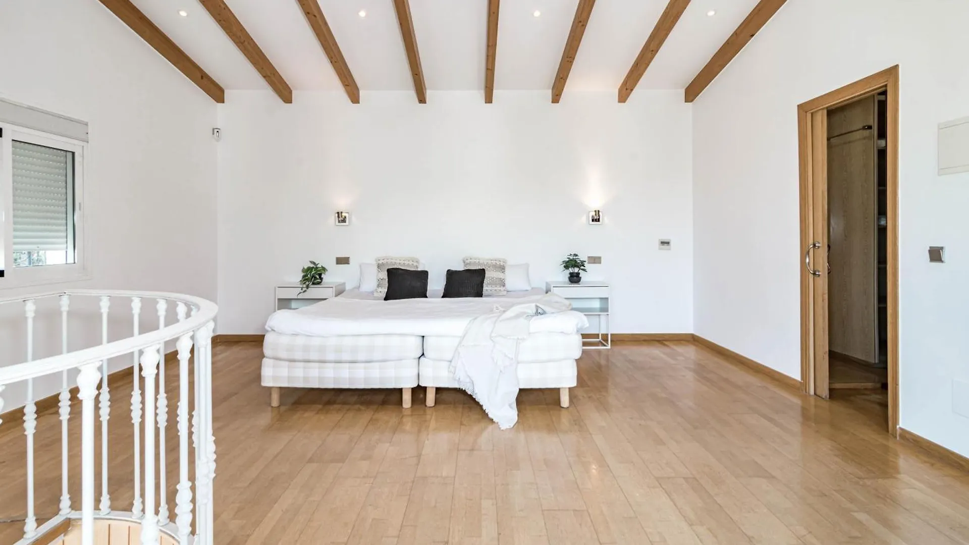 Grr - Elegant Villa With Exclusive Private Pool Μαρμπέλλα 0*,
